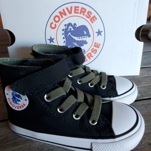 Converse dino high tops sz 7
